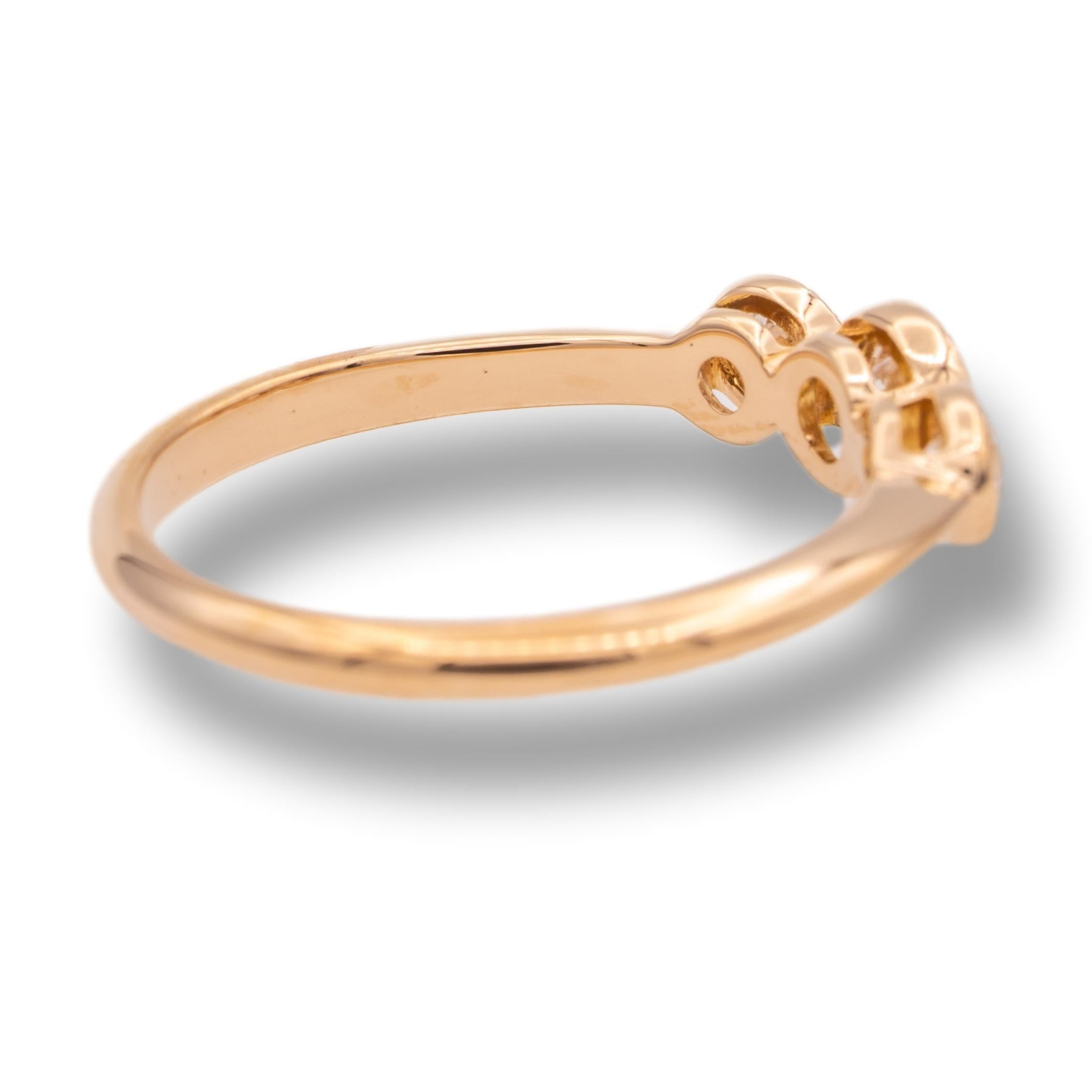 Romantic Tiffany & Co. 3 Stone 18K Rose Gold Bezels Diamond Ring 0.29 Cts. Total GVVS2