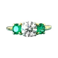 Tiffany & Co. 3-Stone Diamond and Emerald Anniversary Ring 1.05 Carat H VVS2