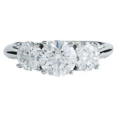 Tiffany & Co 3-Stone Diamond Engagement Ring in Platinum GVS 2.24 Cttw