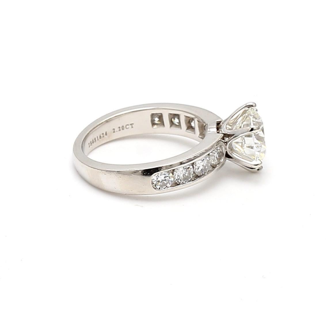 Tiffany & Co 3.00 Carat Round Brilliant Diamond Platinum Engagement Ring For Sale 7