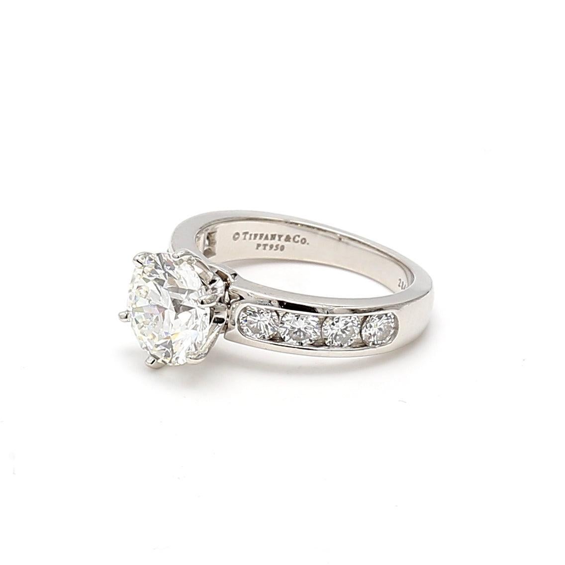 Tiffany & Co 3.00 Carat Round Brilliant Diamond Platinum Engagement Ring For Sale 12
