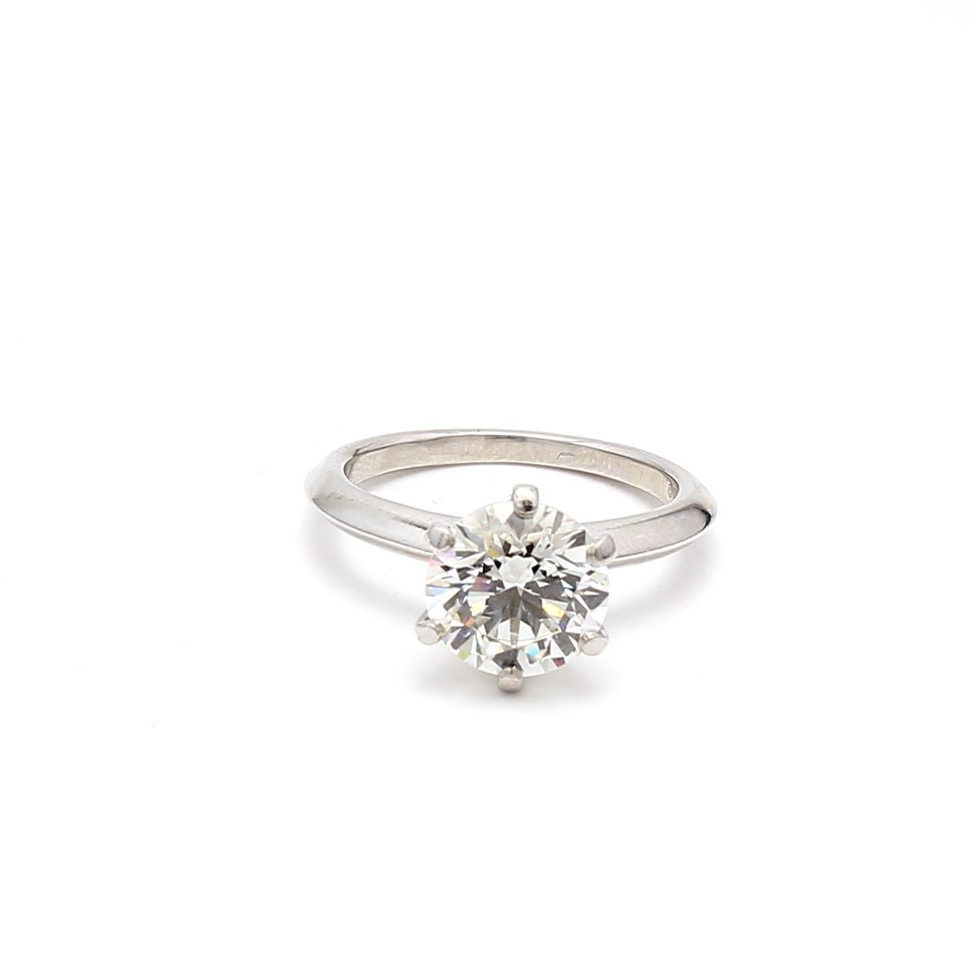 Tiffany & Co 3.03 Carat Round Brilliant I VS1 Diamond Platinum Engagement Ring For Sale 12
