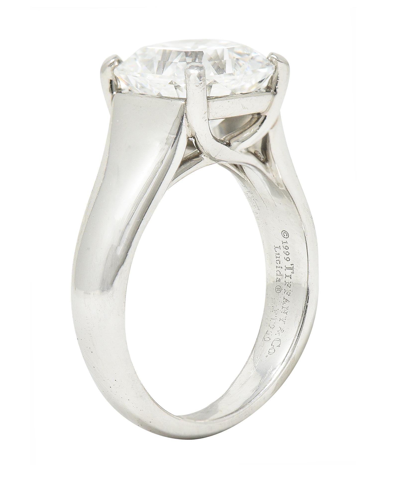 Tiffany & Co. Bague de fiançailles solitaire en platine avec diamant taille Lucida de 3,06 carats 4