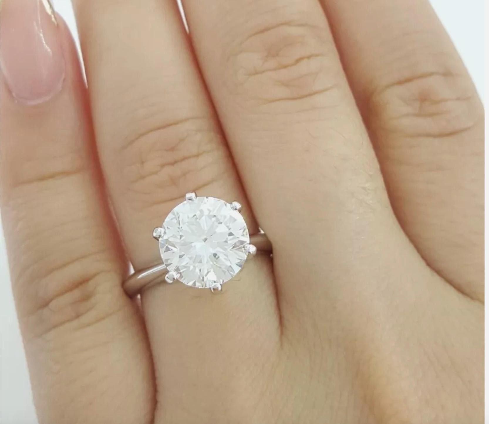 Verlobungsring von Tiffany & Co. mit 3.08 Karat rundem Diamanten im Brillantschliff (Zeitgenössisch) im Angebot