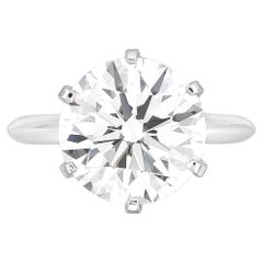 Tiffany & Co. 3.08 qt. Anillo de compromiso de diamantes talla brillante redondo