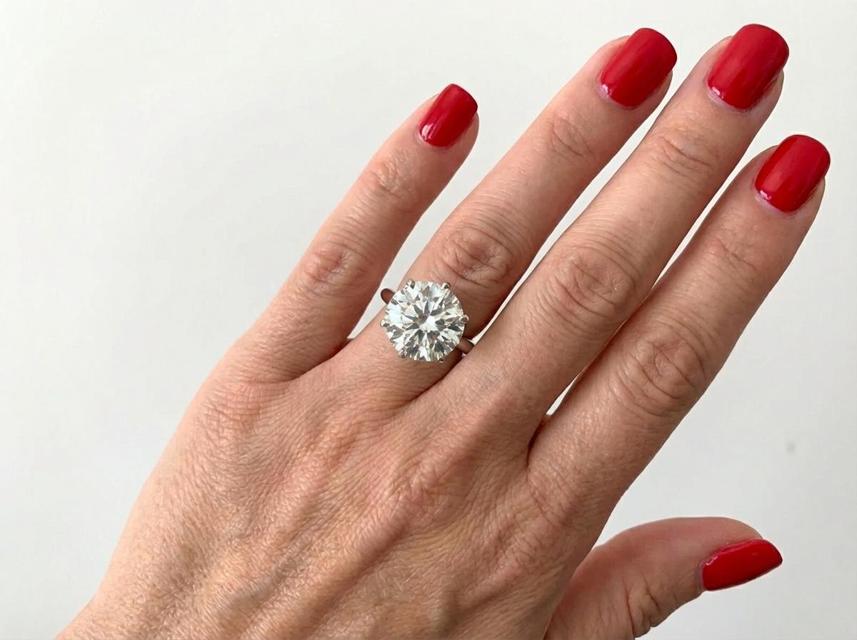 Tiffany & Co. Anillo de compromiso solitario en platino de 3,11 ct - Triple excelente, VVS Contemporáneo en venta