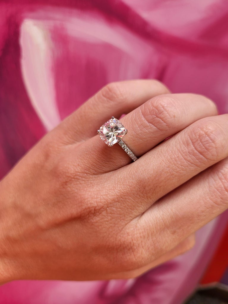 Tiffany & Co. 3.11 Cushion Cut Diamond, G VVS2, Platinum Engagement Ring For Sale 9