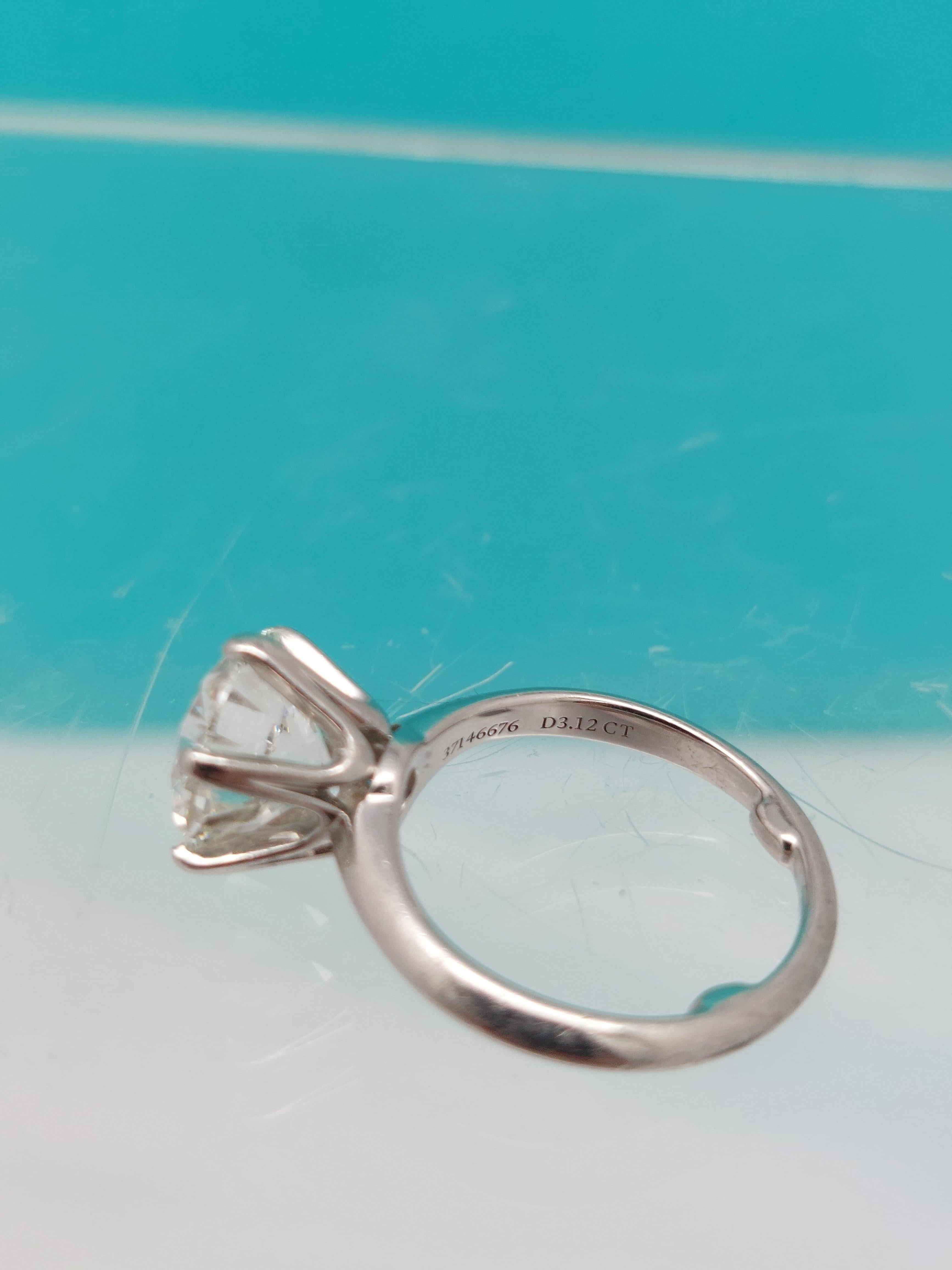 Tiffany & Co  3.12 Carats   E/IF Round Brilliant Cut Engagement Ring For Sale 4