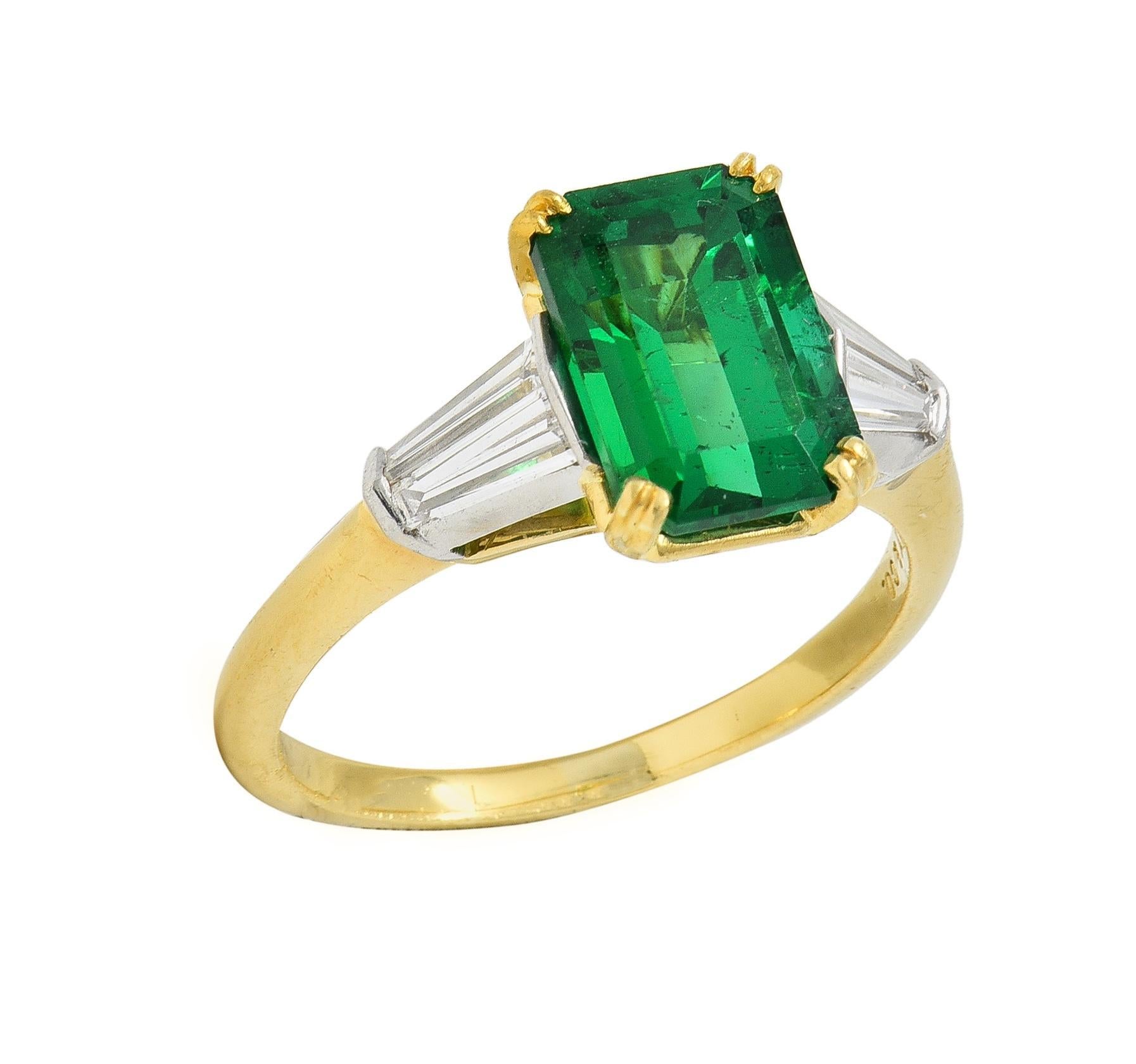 Tiffany & Co. 3.15 CTW Emerald Diamond Platinum 18 Karat Gold Vintage Ring AGL For Sale 3