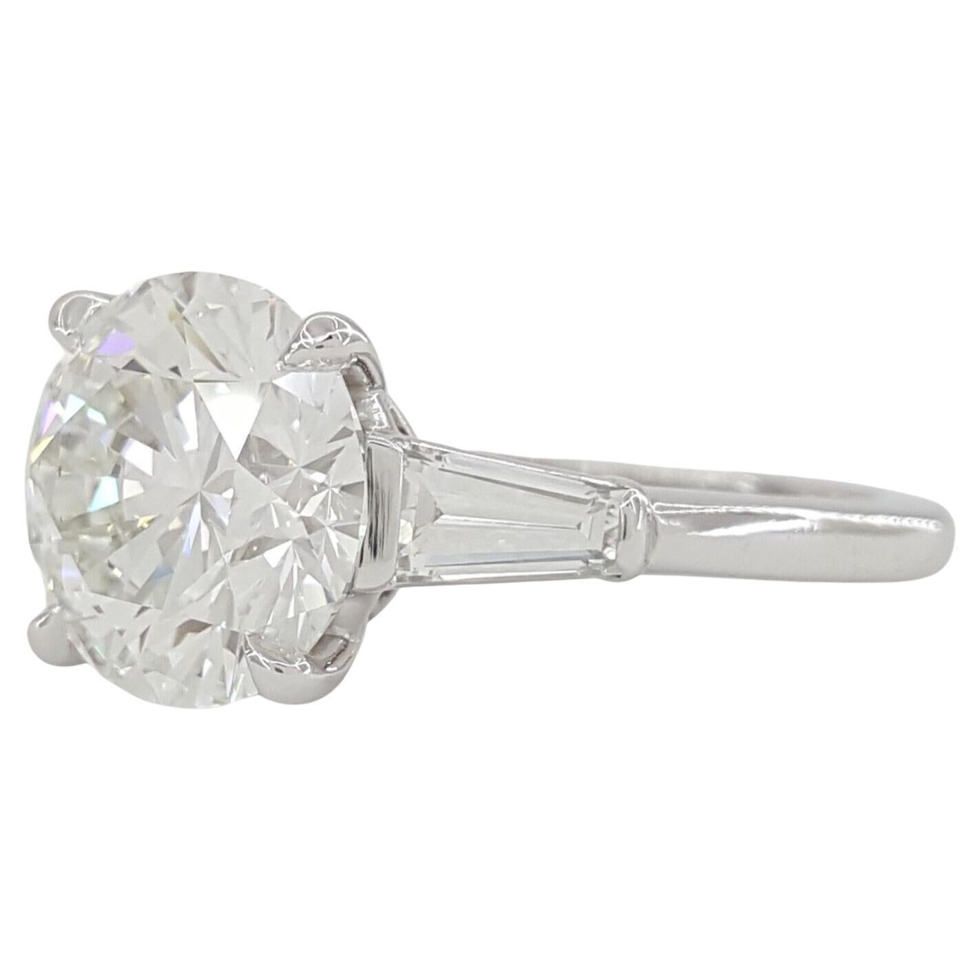 Taille ronde Tiffany & Co. 3.40 Carat Platinum Round Brilliant Cut Diamond Engagement Ring 3X en vente