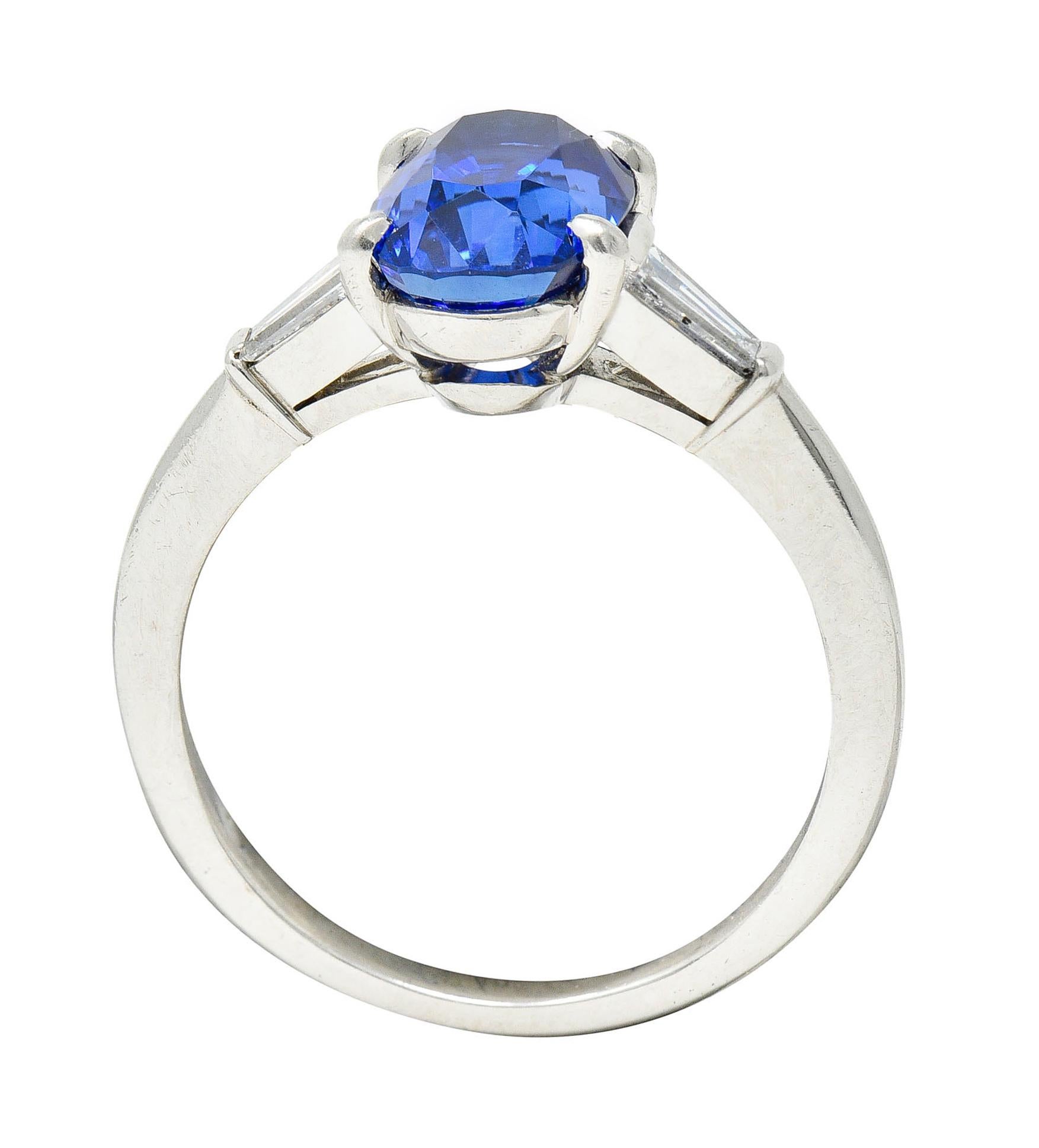 Women's or Men's Tiffany & Co. 3.54 Carats No Heat Royal Blue Sapphire Diamond Platinum Ring