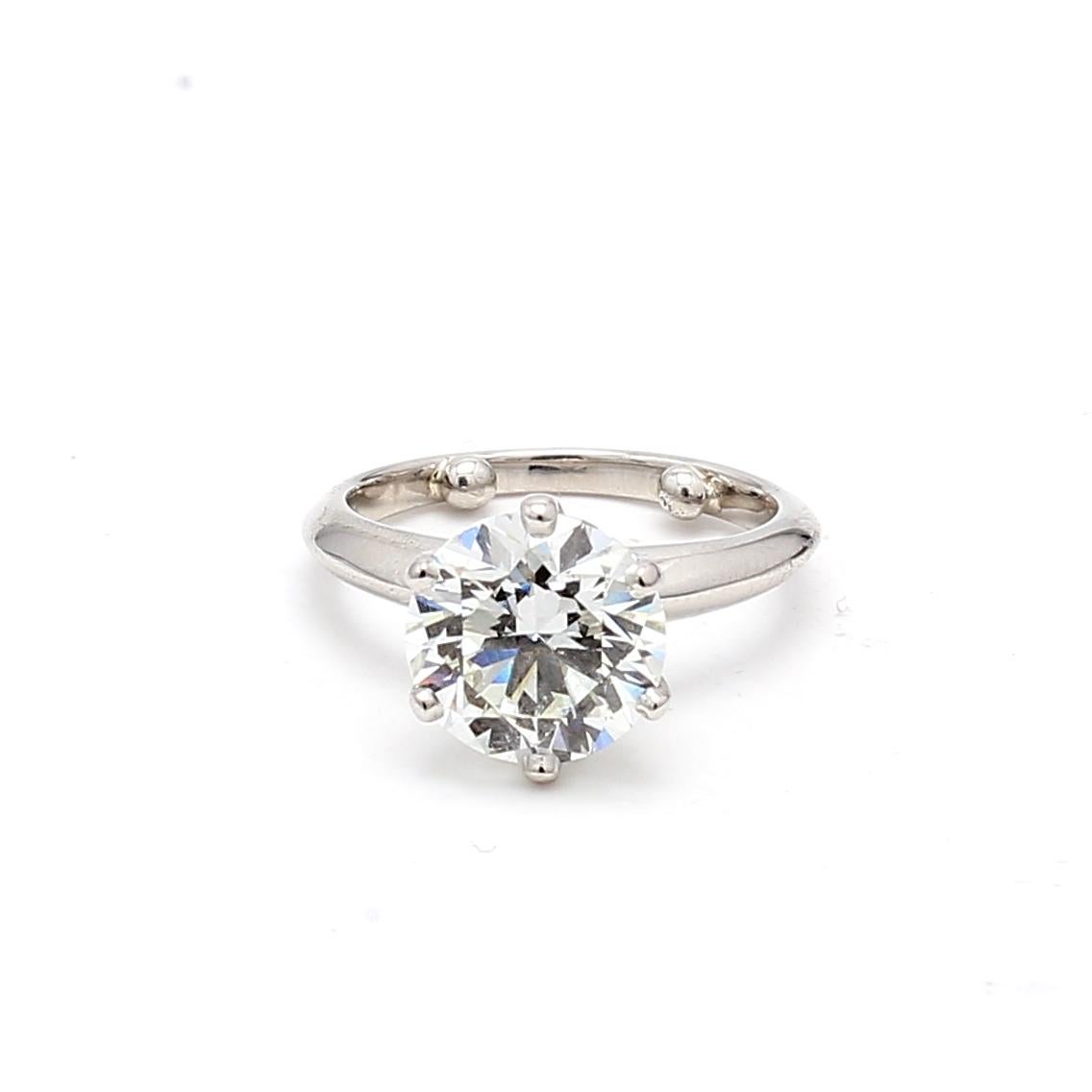Tiffany & Co. Anello di fidanzamento in platino con diamante tondo e brillante I VVS2 da 3,72 carati in vendita 5