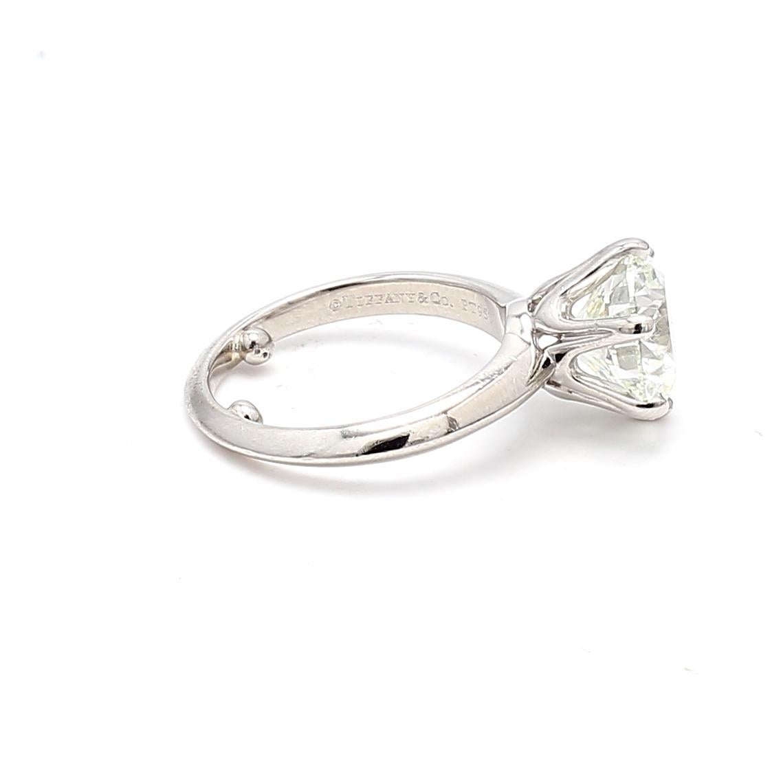 Tiffany & Co. Anello di fidanzamento in platino con diamante tondo e brillante I VVS2 da 3,72 carati In condizioni buone in vendita a New York, NY