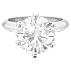 Tiffany & Co. 3.84 qt. Anillo de compromiso de diamantes talla brillante redondo