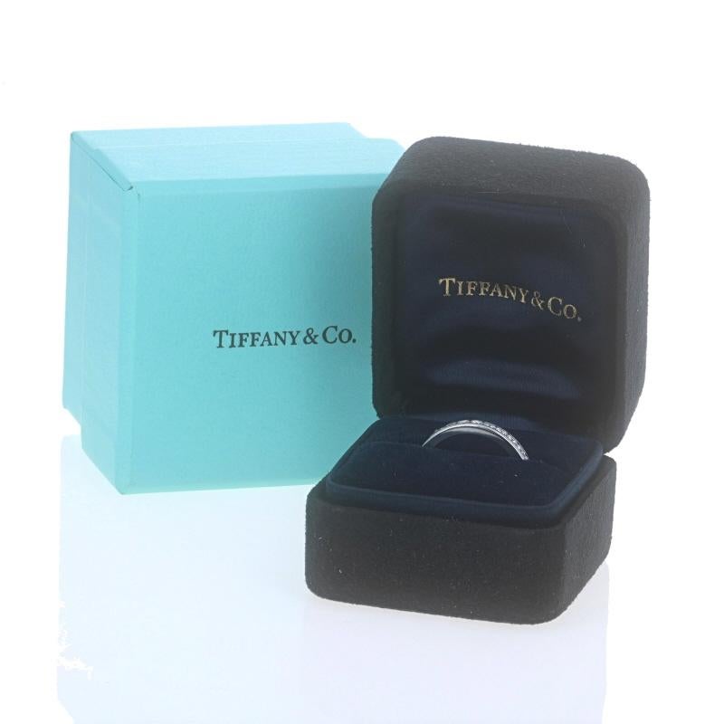 Fascia di diamanti a canale da 3 mm di Tiffany & Co. - Anello nuziale rotondo 950 da .54ctw in vendita 2