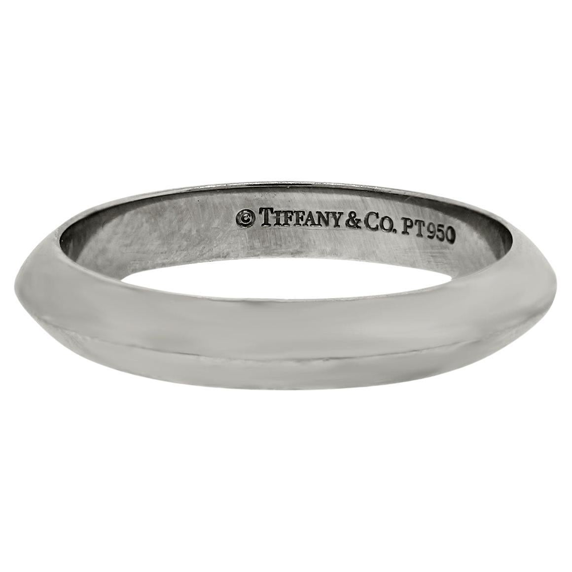 Tiffany & Co. 3mm Knife-Edge Platinum Wedding Band In Stock