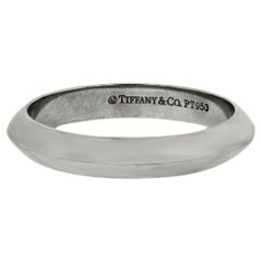 Tiffany & Co. 3mm Knife-Edge Platinum Wedding Band In Stock