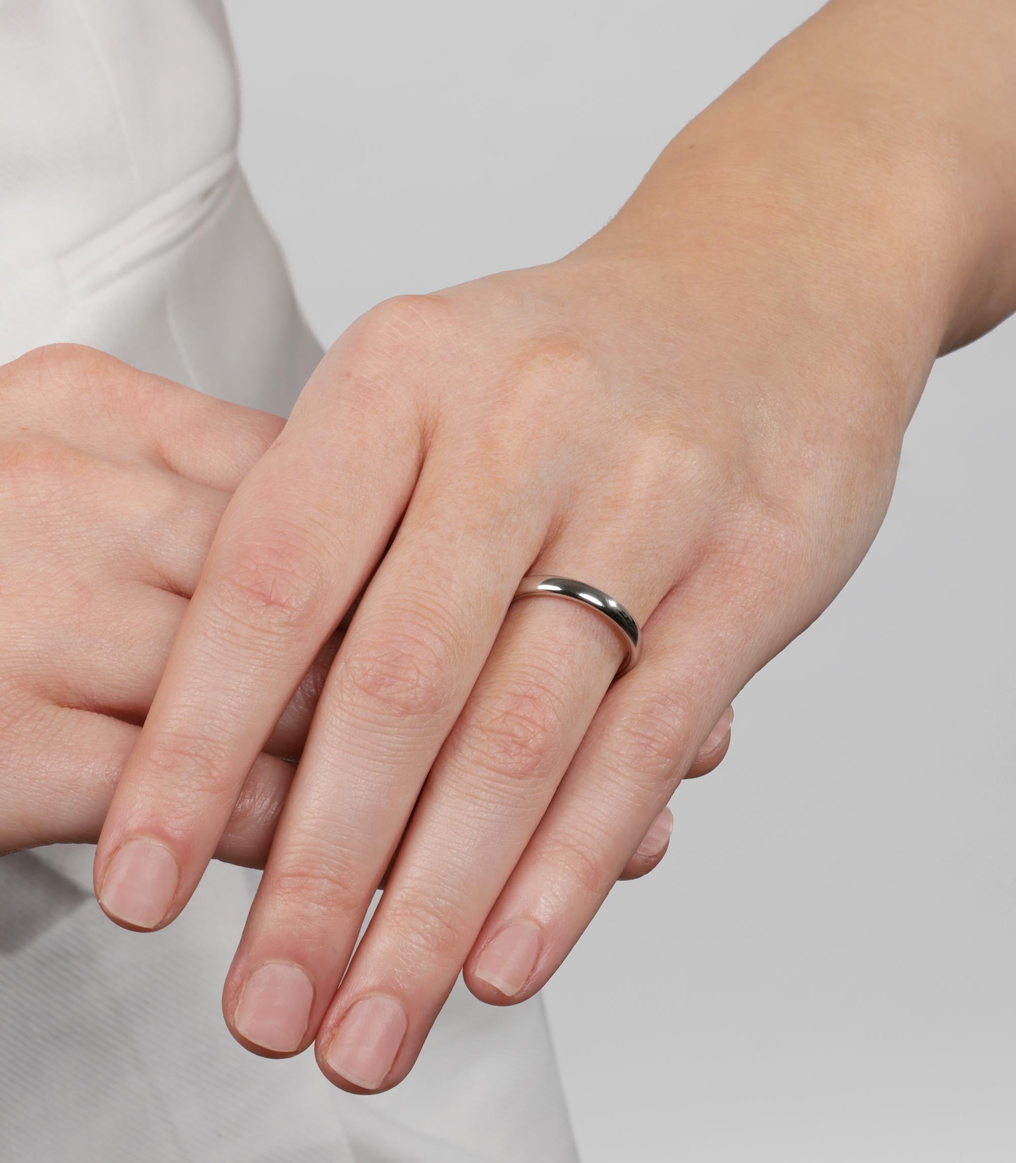 Tiffany & Co. 3mm Platinum Wedding Band Ring

Product Details
Xupes Ref: COMJ785
Brand: Tiffany & Co.
Model: Wedding Band
Type: Ring 
RRP: £1,300
Accompanied By: Tiffany & Co. Box  
Material(s): Platinum
UK Ring Size: N
EU Ring Size: 53.5
US Ring