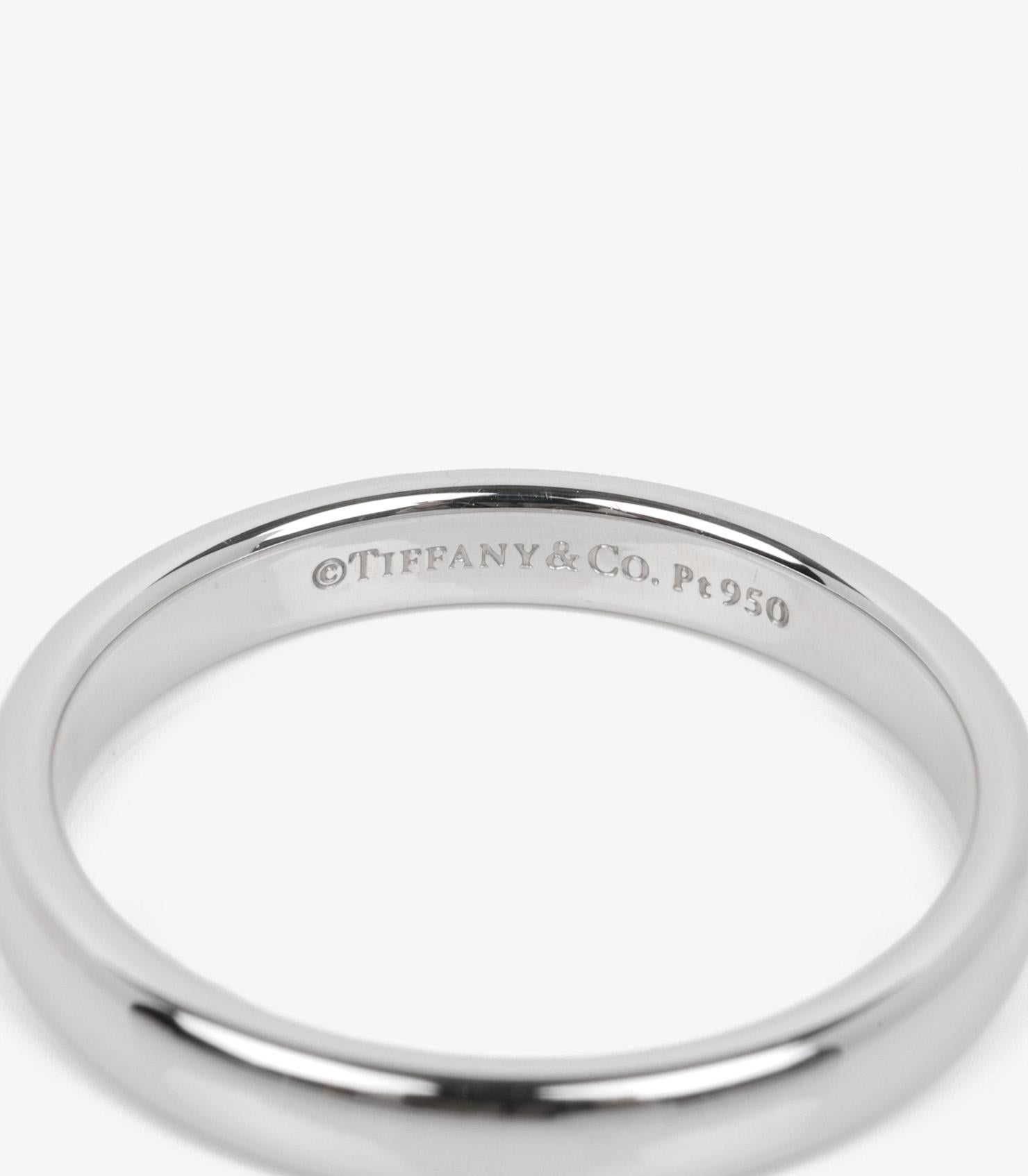 Femenino o masculino Tiffany & Co. 3mm Platinum Wedding Band Ring en venta