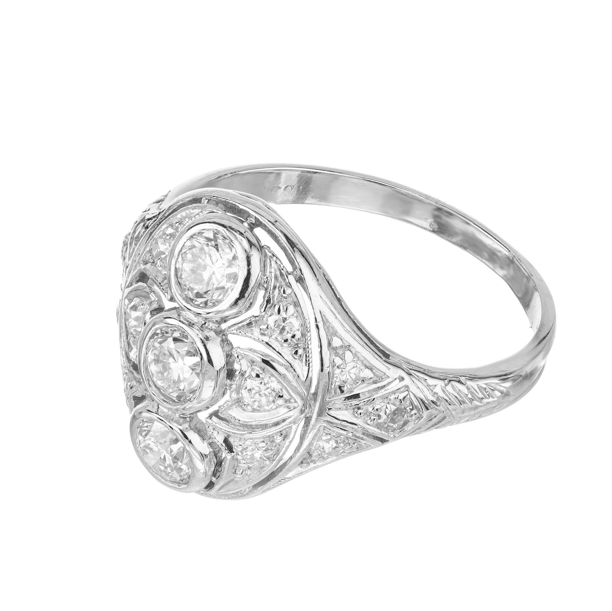 Tiffany & Co. Anillo de cúpula con filigrana de platino y diamantes europeos antiguos de 0,40 quilates Corte europeo antiguo en venta