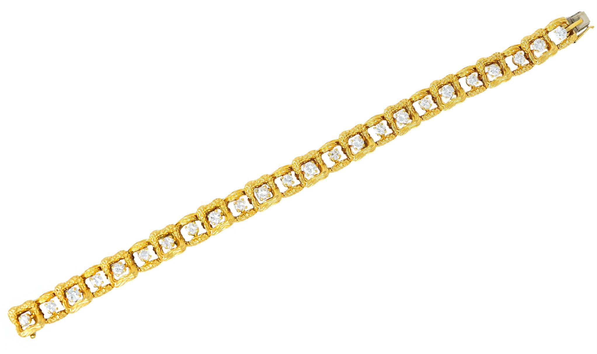Tiffany & Co. 4.08 Carat Diamond 18 Karat Gold Textured Link Bracelet 5