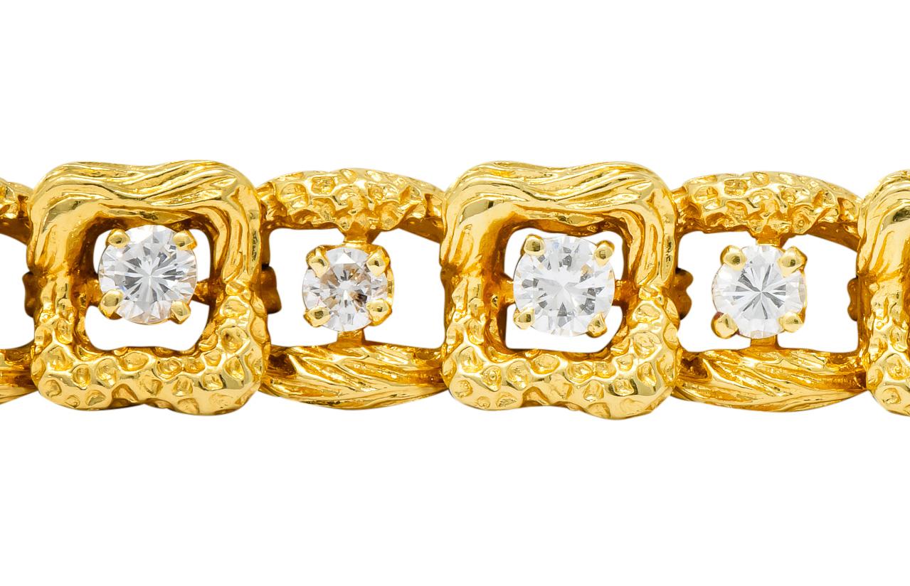 Women's or Men's Tiffany & Co. 4.08 Carat Diamond 18 Karat Gold Textured Link Bracelet