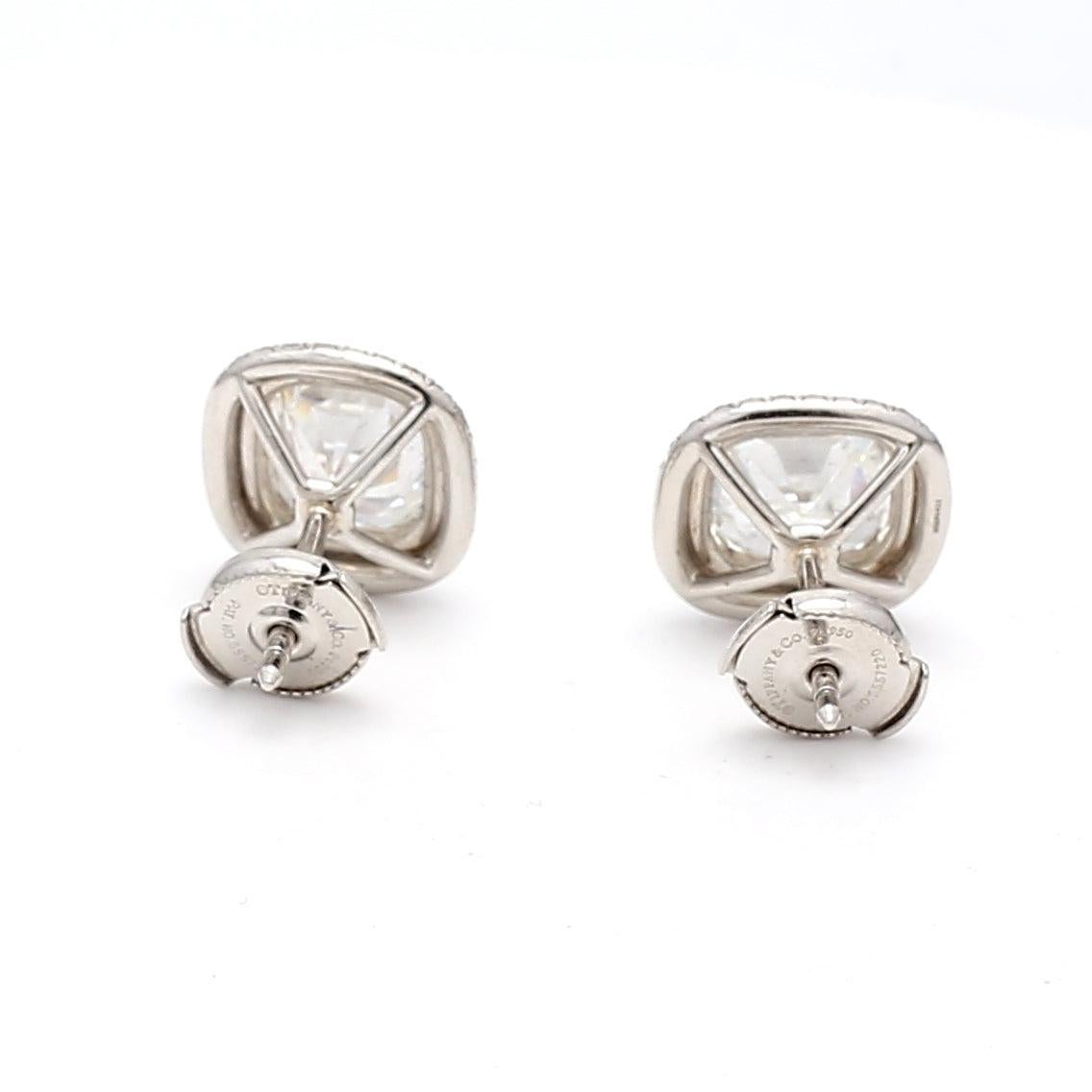 Tiffany & Co. 4,17 Karat Cushion Brilliant G VVS2-VVS1 Diamant-Ohrstecker aus Platin Damen