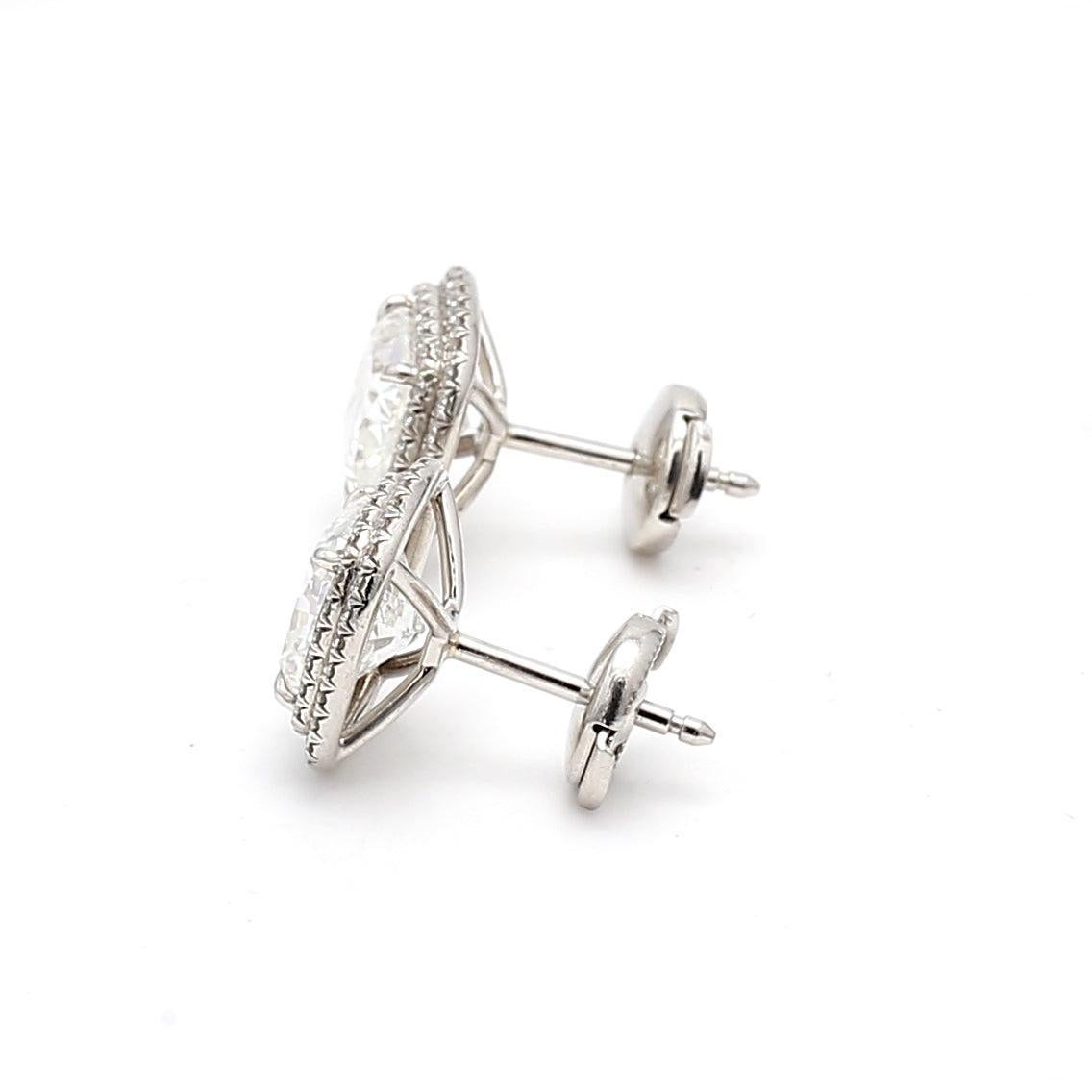 Tiffany & Co. 4,17 Karat Cushion Brilliant G VVS2-VVS1 Diamant-Ohrstecker aus Platin 1