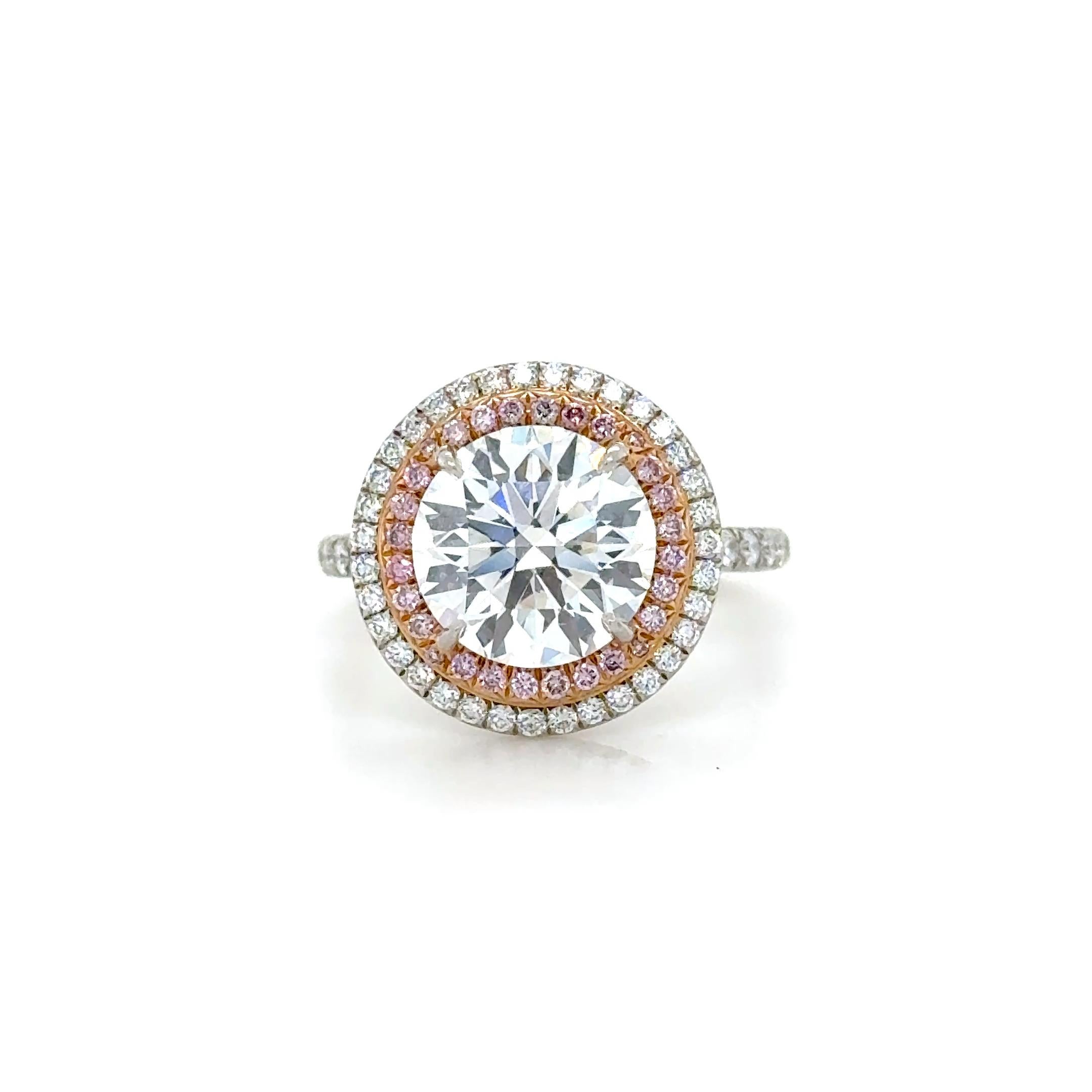 Bague de fiançailles Tiffany & Co, 4,17 carats de diamant et de diamant rose Soleste Halo en vente