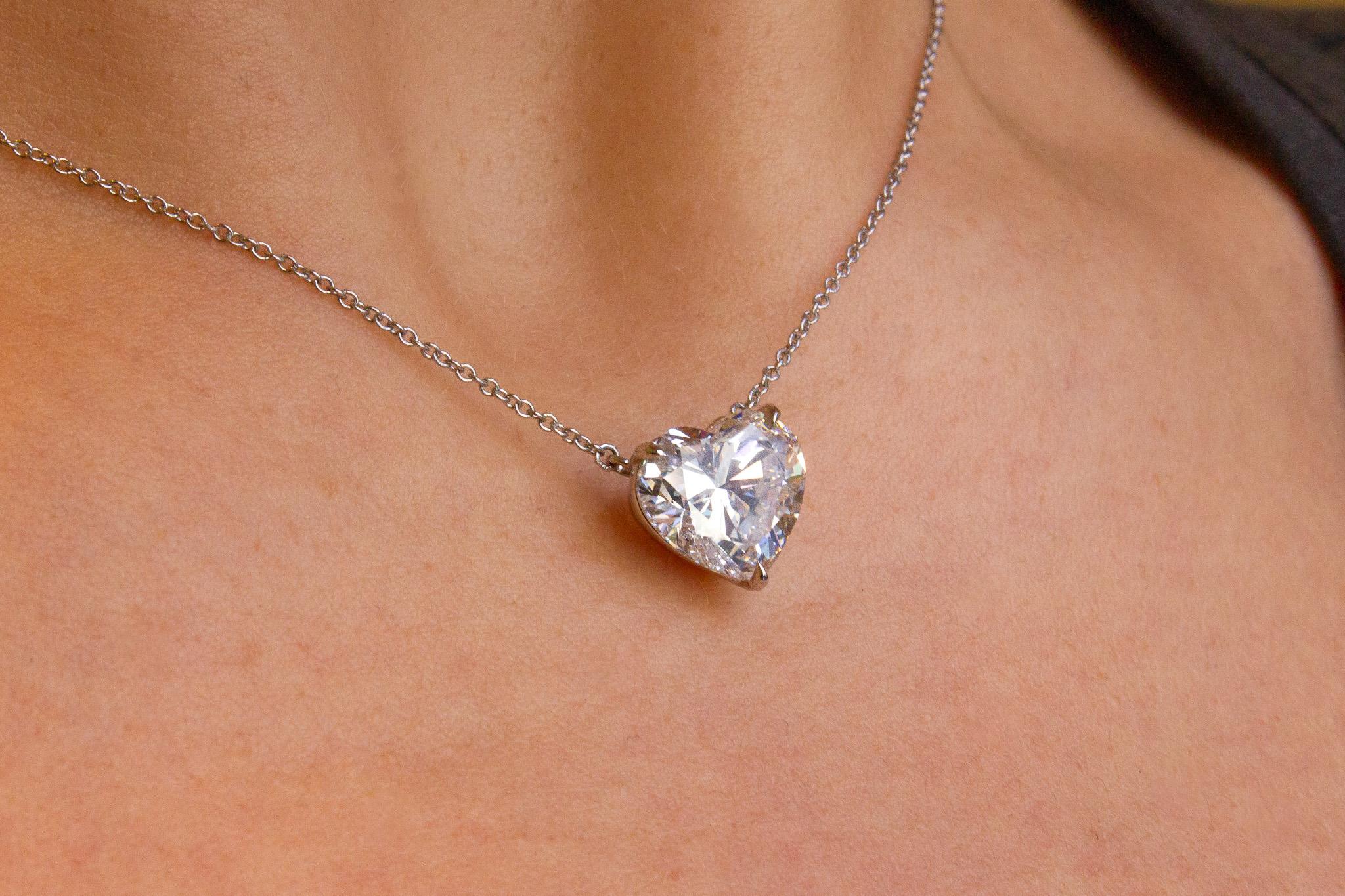 Tiffany & Co. 4.43 Carat GIA G SI1 Diamond Heart Necklace For Sale 2