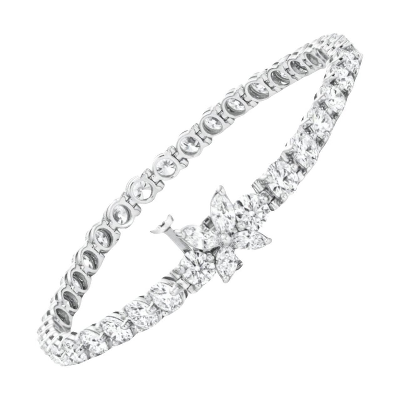 Tiffany
Co. Bracelet Victoria en platine avec diamants de 4.49 carats