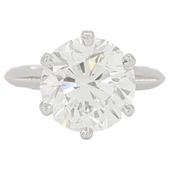 Tiffany & Co. Bague solitaire en platine avec diamants taille ronde de 4.49 carats
