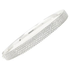 Tiffany & Co.: 18 Karat Weißgold-Metro-Armreif mit 4,96 Karat Pav-Diamant