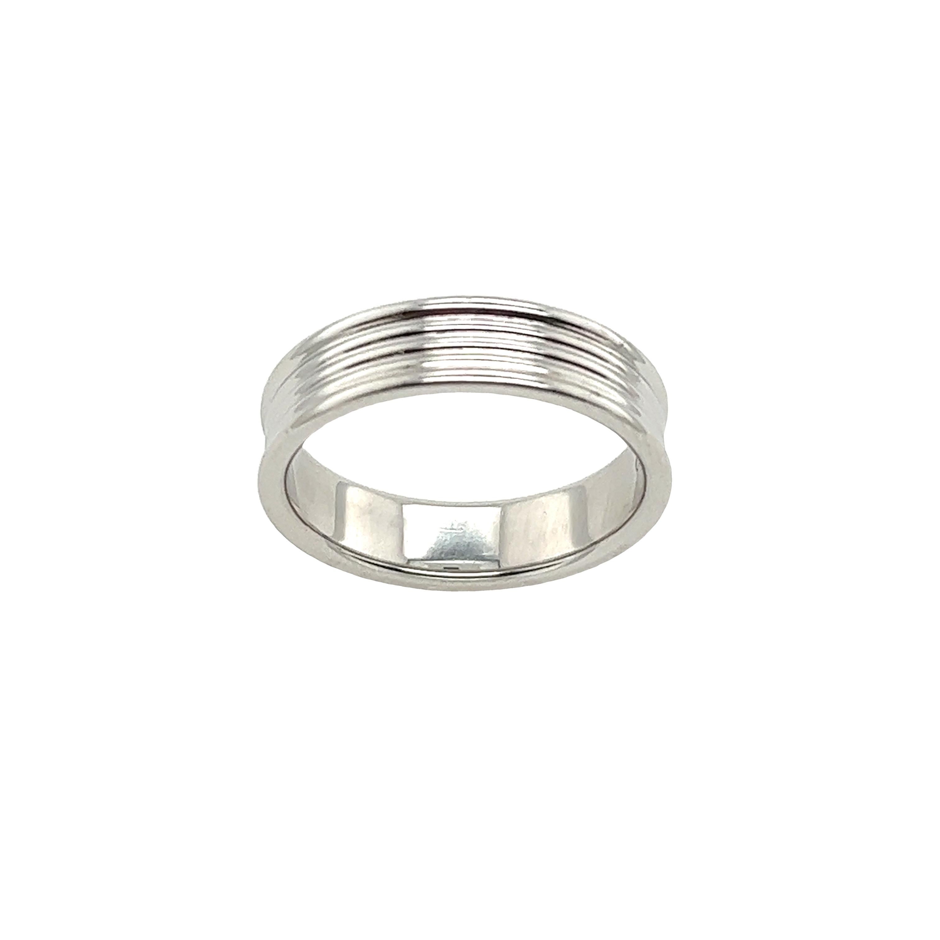 Tiffany & Co. 5 Row Band ring in Platinum In Excellent Condition For Sale In London, GB