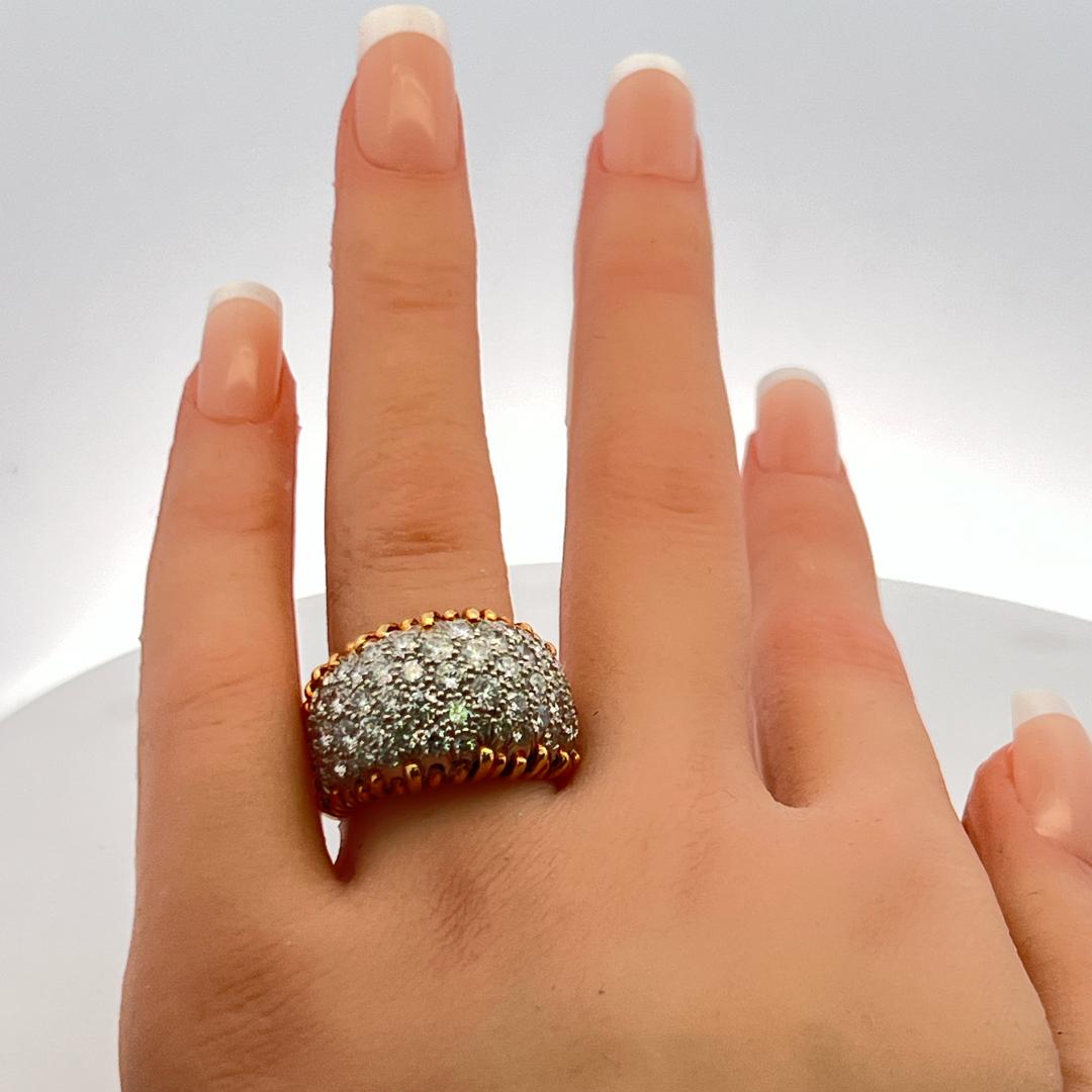 Tiffany & Co Anillo de cóctel de oro bicolor de 18 quilates con diamante brillante redondo de 5,00 quilates en venta 6