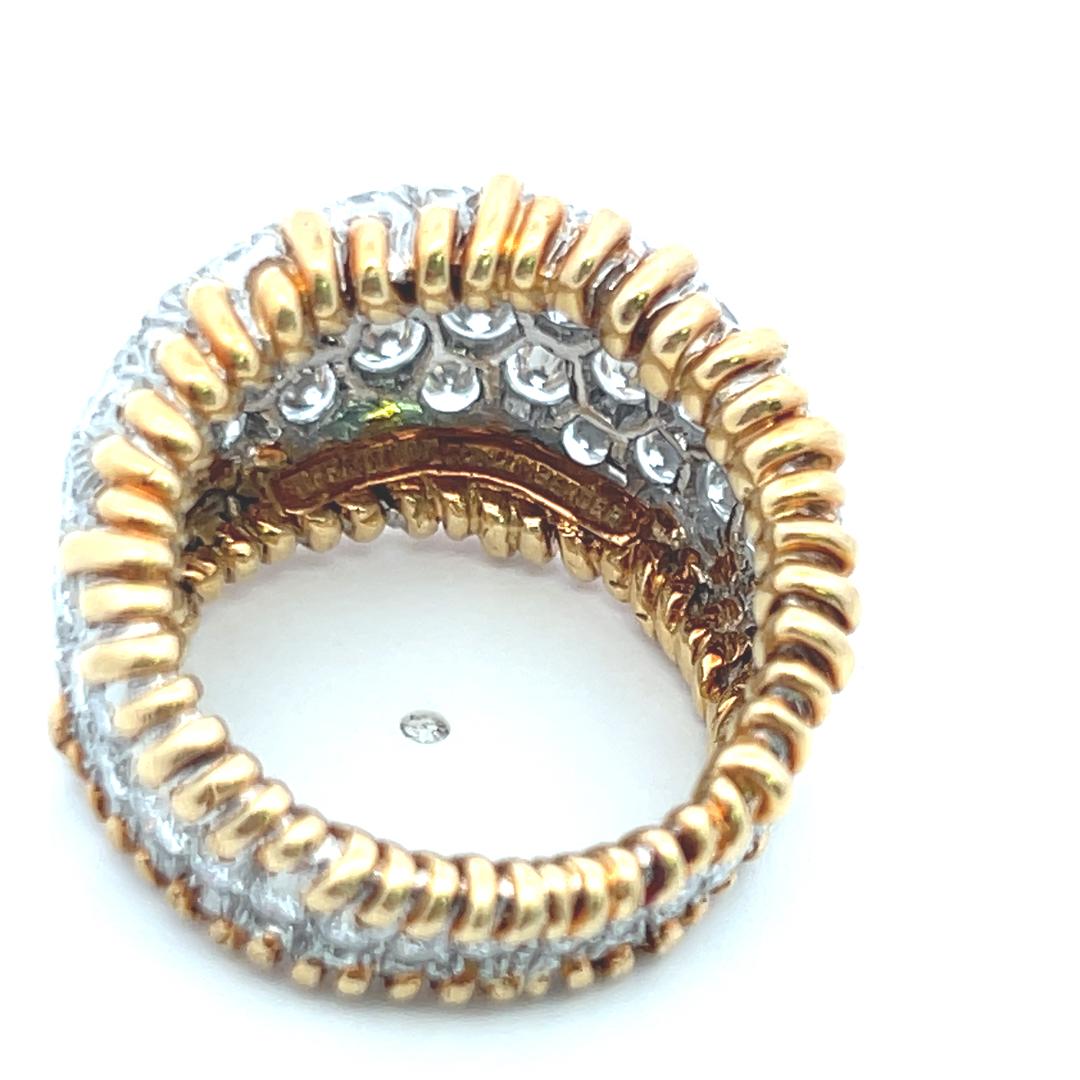 Diseñador:
Tiffany & Co.
Título:
Tiffany & Co Anillo de cóctel de 5,00 quilates de diamantes redondos brillantes F VS en oro de dos tonos de 18 quilates
Estilo:
Cóctel
Metal:
Oro de dos tonos de 18 quilates
Gema 1:
Diamante de 5 quilates
Número de