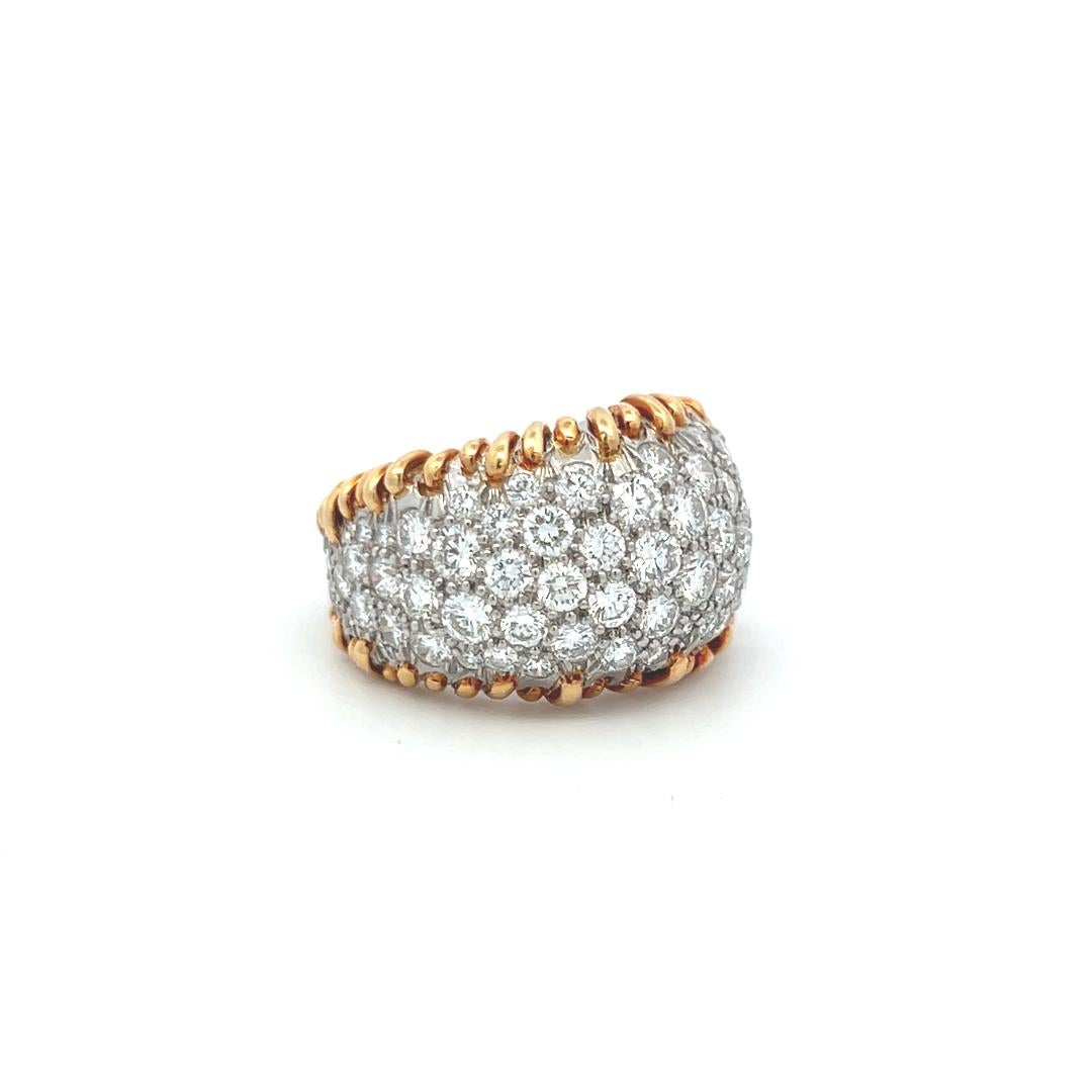 Tiffany & Co Anillo de cóctel de oro bicolor de 18 quilates con diamante brillante redondo de 5,00 quilates en venta 3