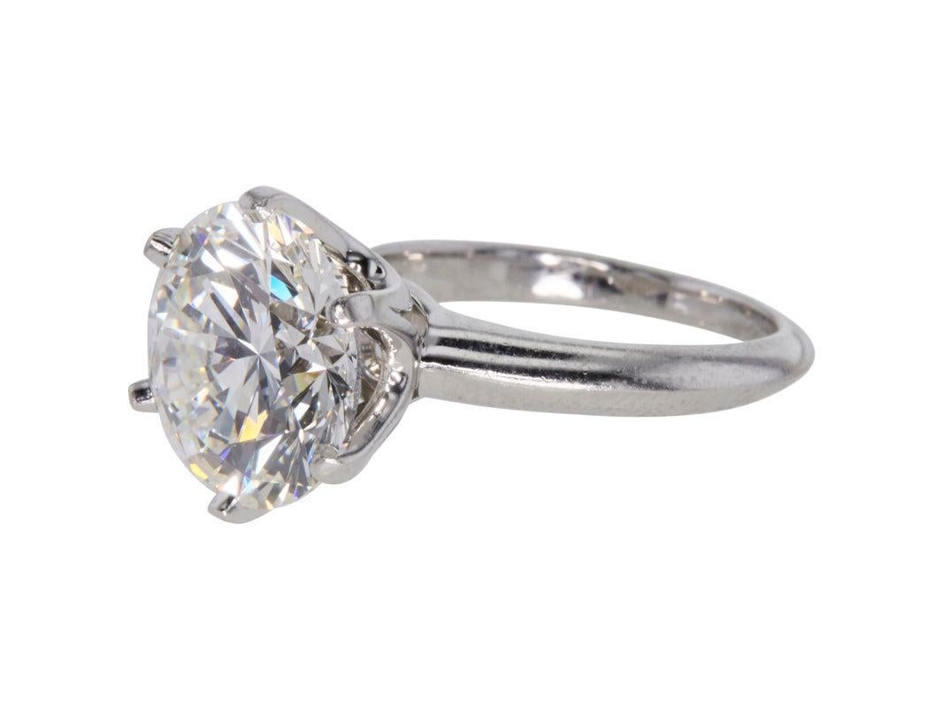Platin-Verlobungsring von Tiffany & Co mit 5,25 Karat rundem Brillanten I-VS1 Diamant im Zustand „Gut“ im Angebot in New York, NY