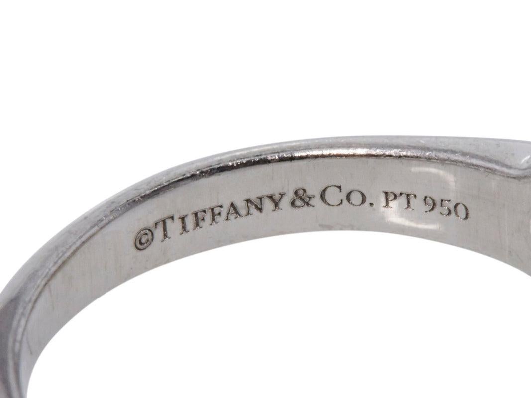 Platin-Verlobungsring von Tiffany & Co mit 5,25 Karat rundem Brillanten I-VS1 Diamant im Angebot 1