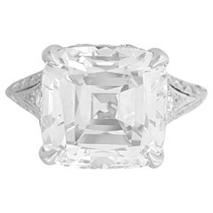 Tiffany & Co. Anillo de diamantes talla brillante Legacy de 5,35 ct en platino