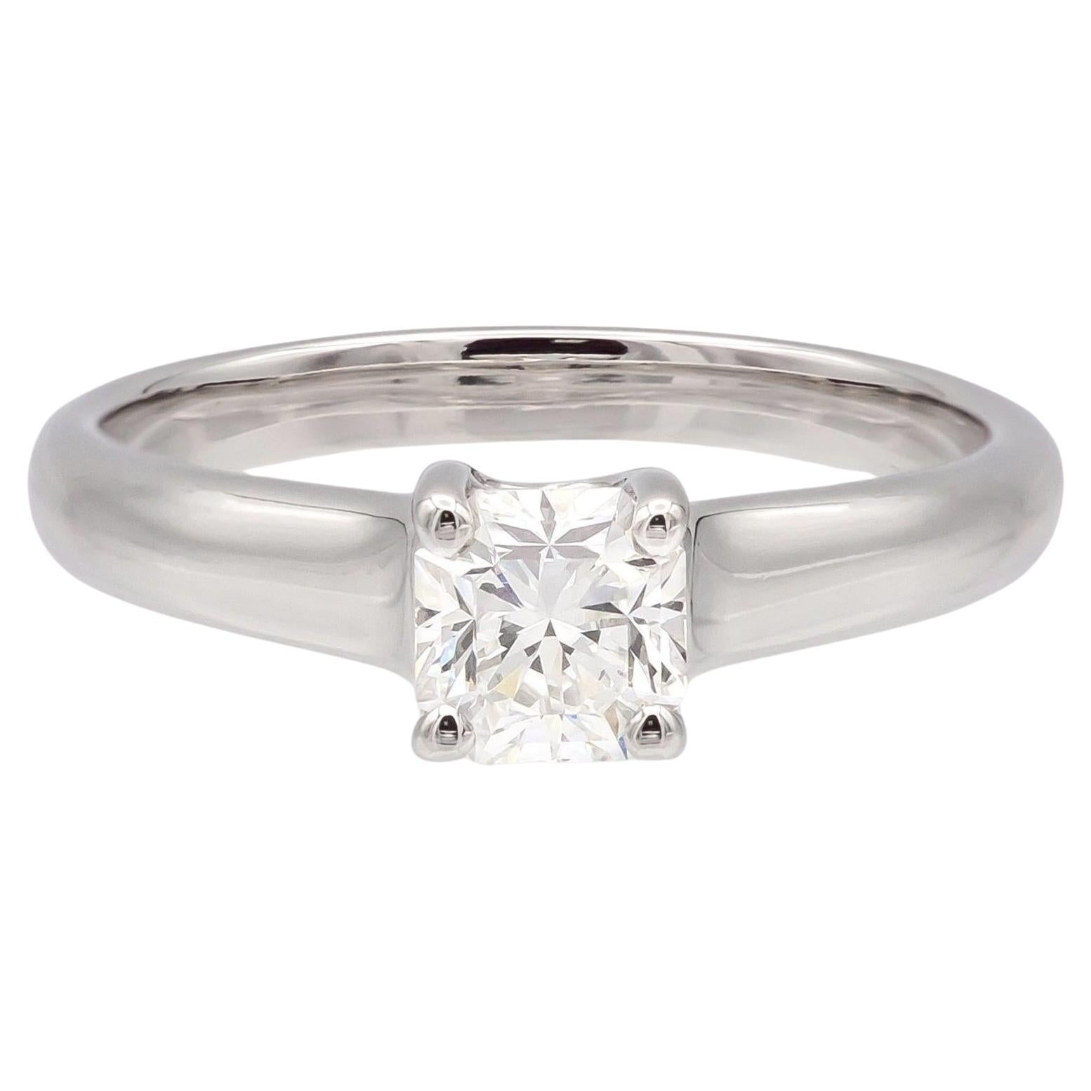 Tiffany & Co. .54 Ct Lucida Cut Diamant Verlobungsring  G-H, VVS2-VS1 IGI Cert im Angebot