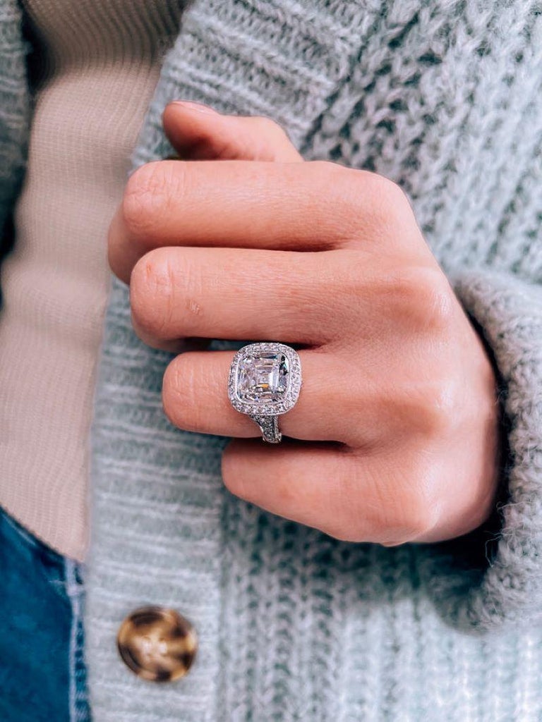 Tiffany and Co 5.56 Carat E VS2 Cushion Cut Diamond Legacy Platinum Ring at  1stDibs | tiffany legacy engagement ring, tiffany legacy ring, legacy diamond  ring, image size:768x1024