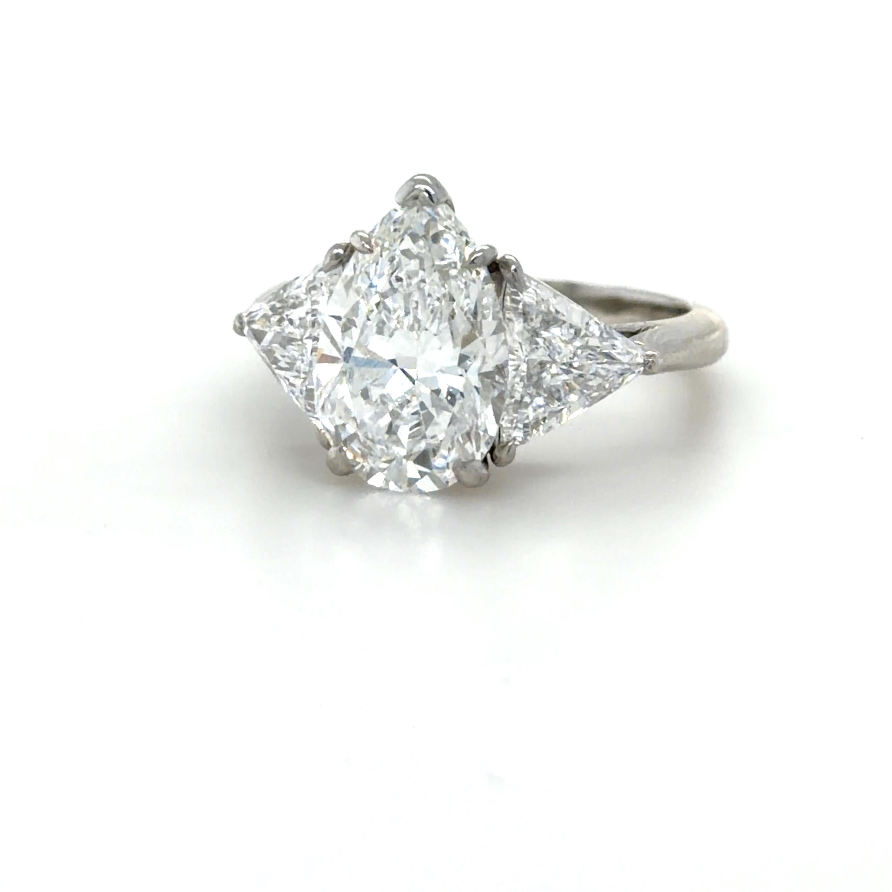 Contemporaneo Tiffany & Co., 5.84 Carat Diamond Engagement Ring in vendita