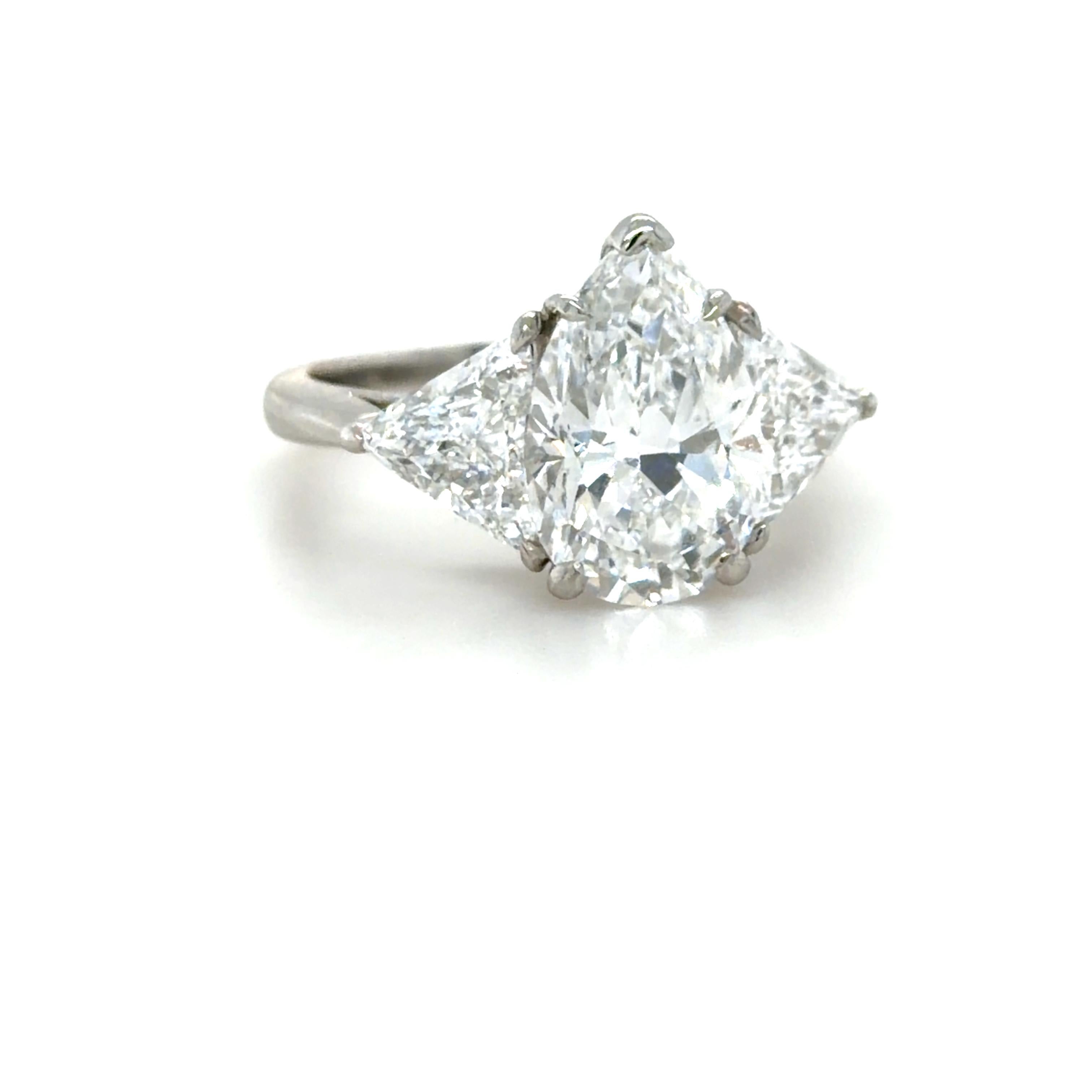 Tiffany & Co., 5.84 Carat Diamond Engagement Ring in vendita 1
