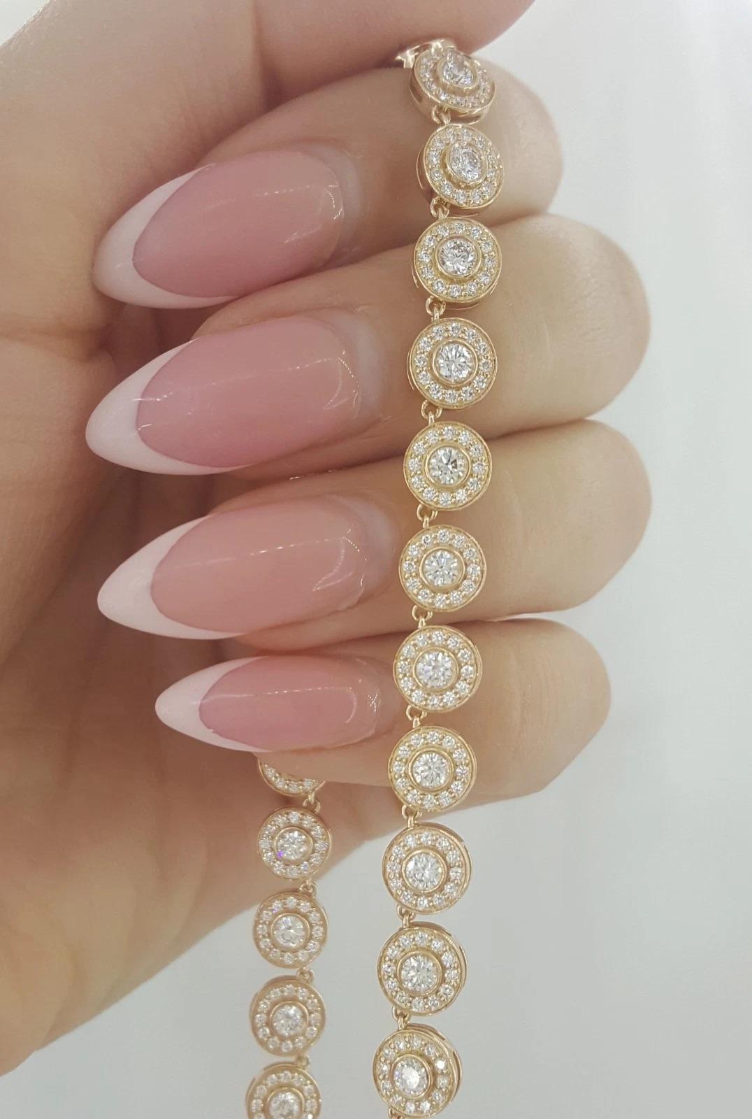 Contemporaneo La collana con aureola di diamanti da 6 carati di Tiffany & Co. è realizzata in oro rosa 18 carati. in vendita