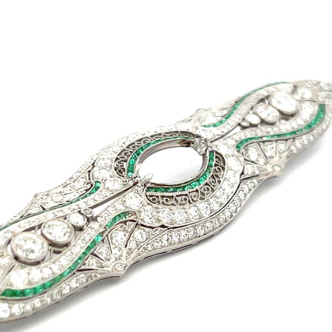 Alfiler de platino con diamante redondo de 6,00 quilates y esmeralda de 1,50 quilates Tiffany & Co. en venta 5