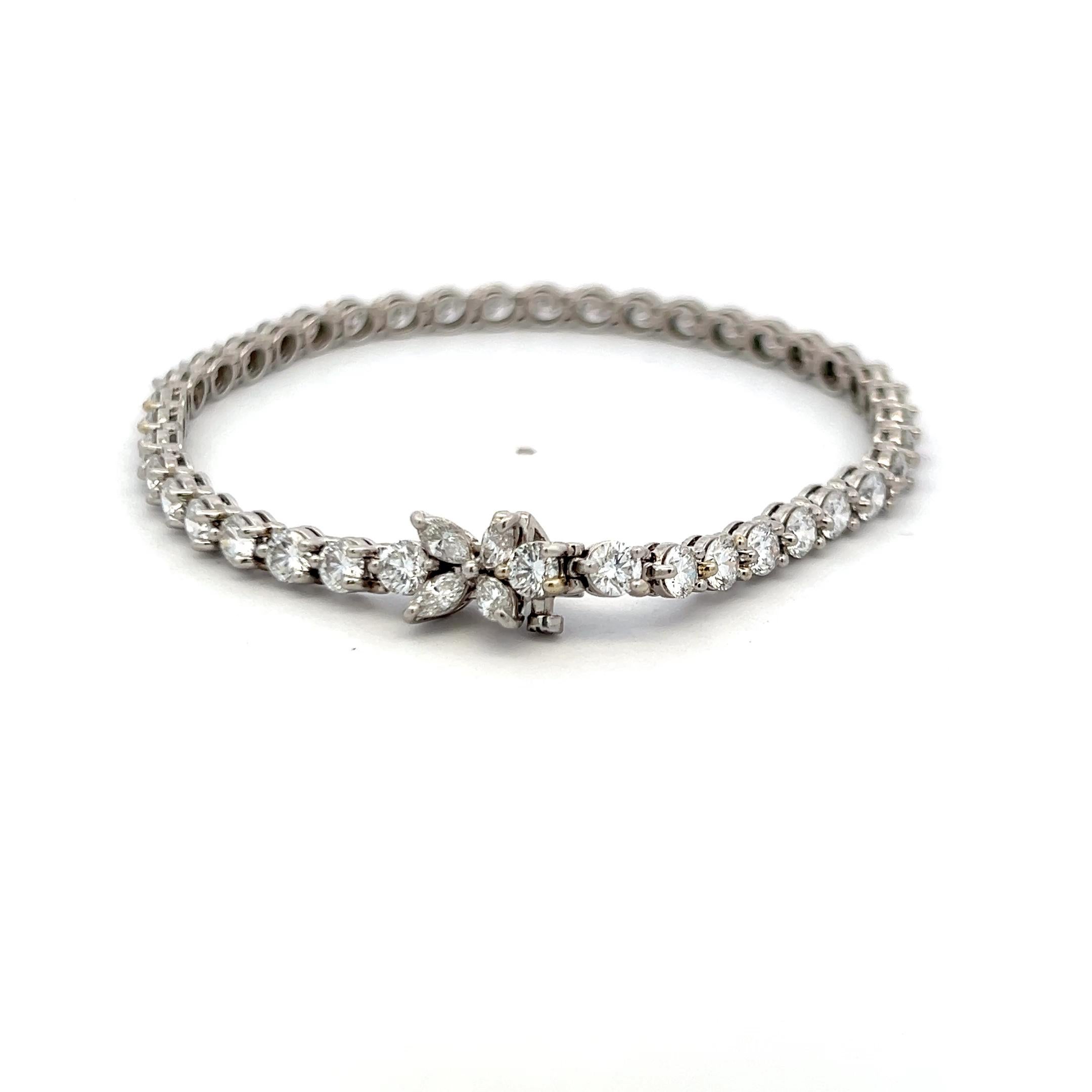 De las mujeres Tiffany & Co Pulsera de tenis de platino con diamantes redondos y en forma de marqués de 6,59 quilates en venta