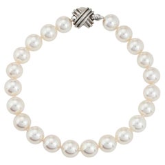 Tiffany & Co 7.5mm Pearl Bracelet Signature 18k White Gold X Clasp Estate