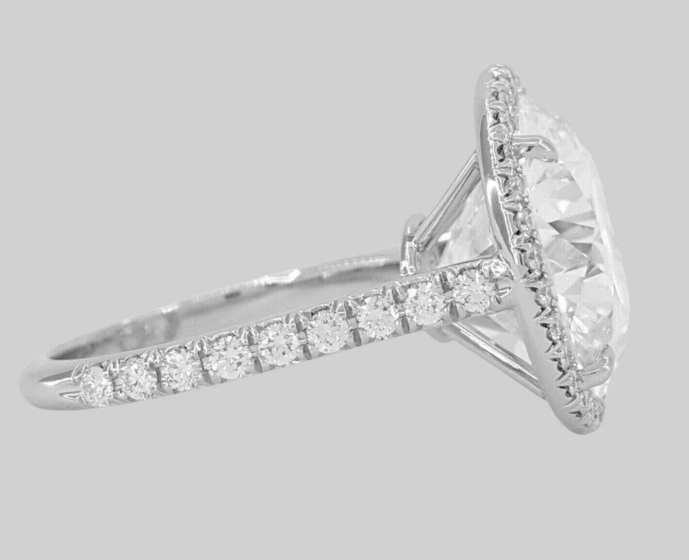 Moderne Tiffany & Co. Bague solitaire en diamant à taille ronde et brillante de 8 carats Soleste en vente