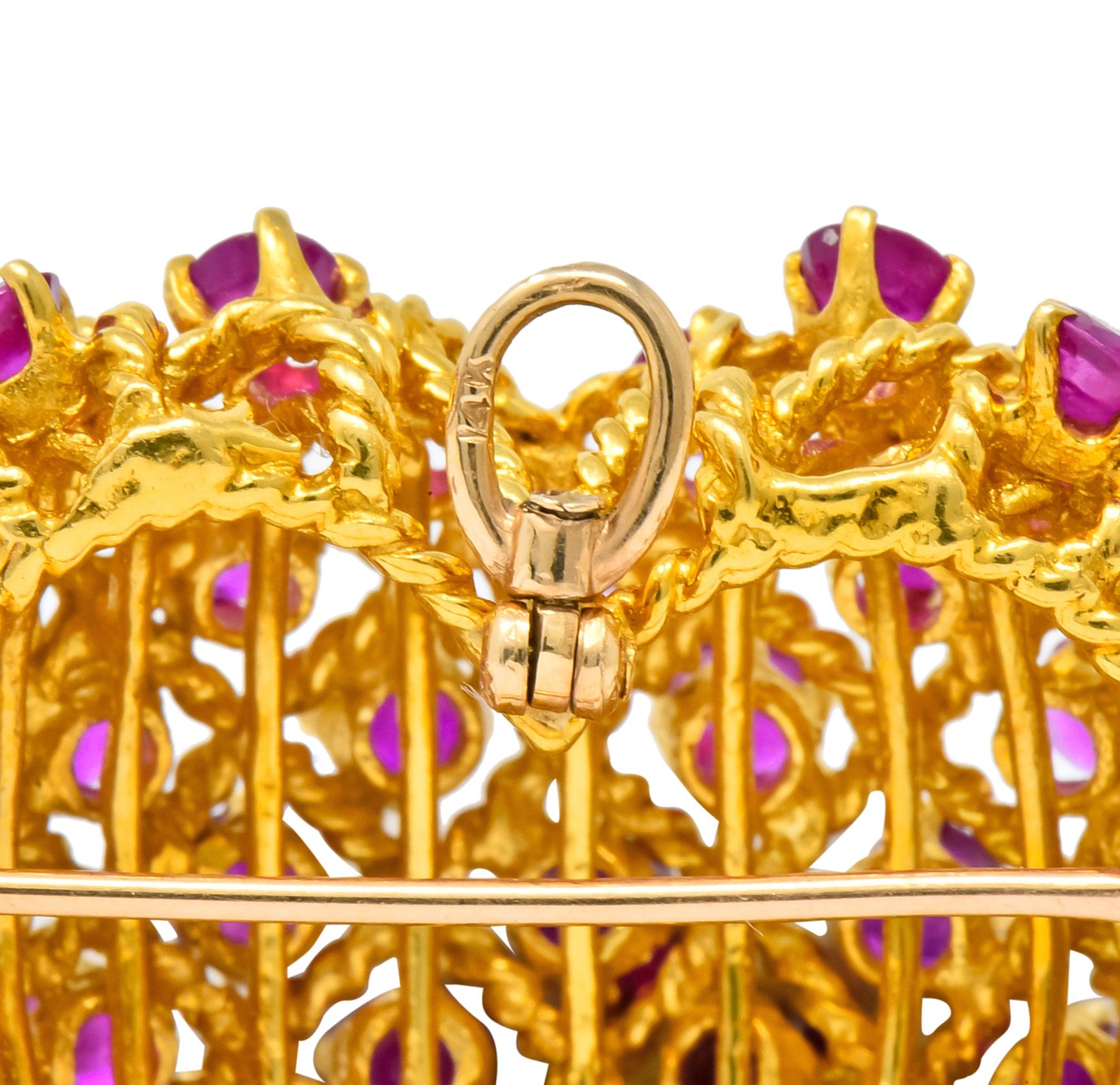 Women's or Men's Tiffany & Co. 8.00 Carat Ruby 18 Karat Gold Heart Pendant Brooch